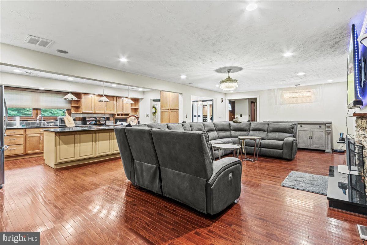 11840 Cedarwood Drive photo 4