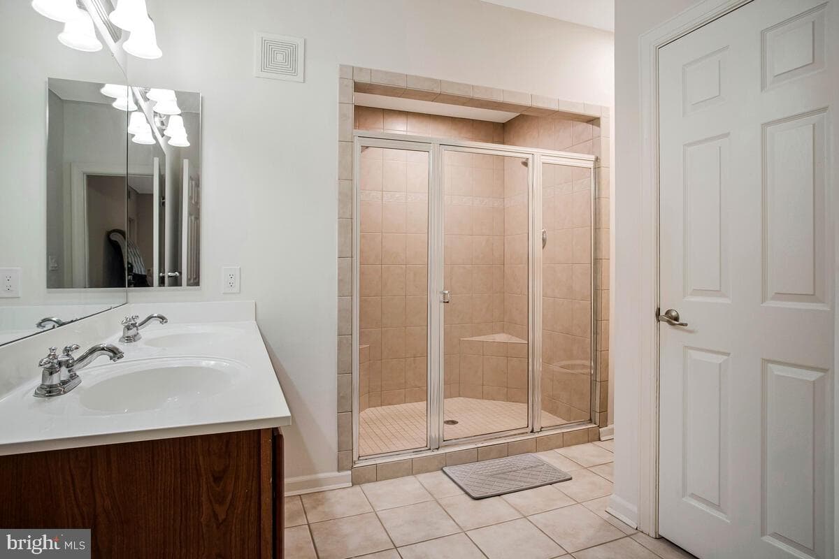 2229 Ivy Lane #1 photo 15