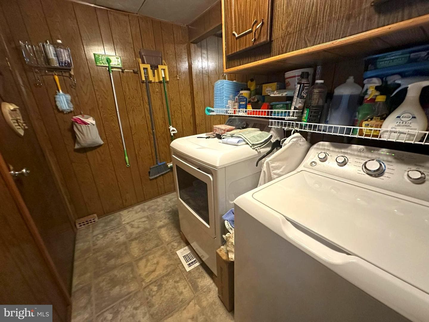 210 Buckler Road photo 16