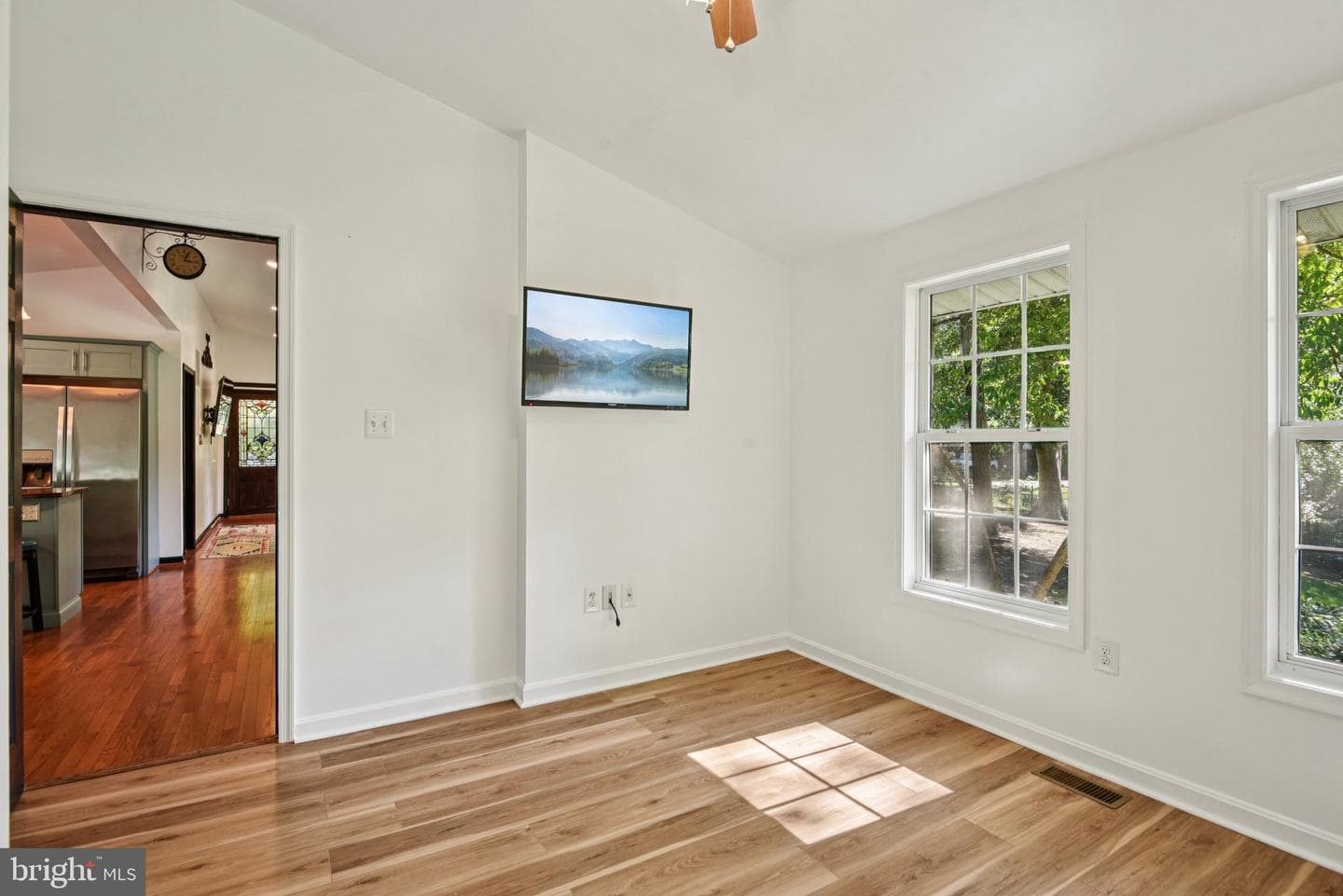 158 Thunderbird Drive photo 15