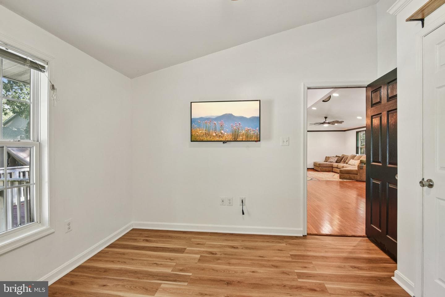 158 Thunderbird Drive photo 17