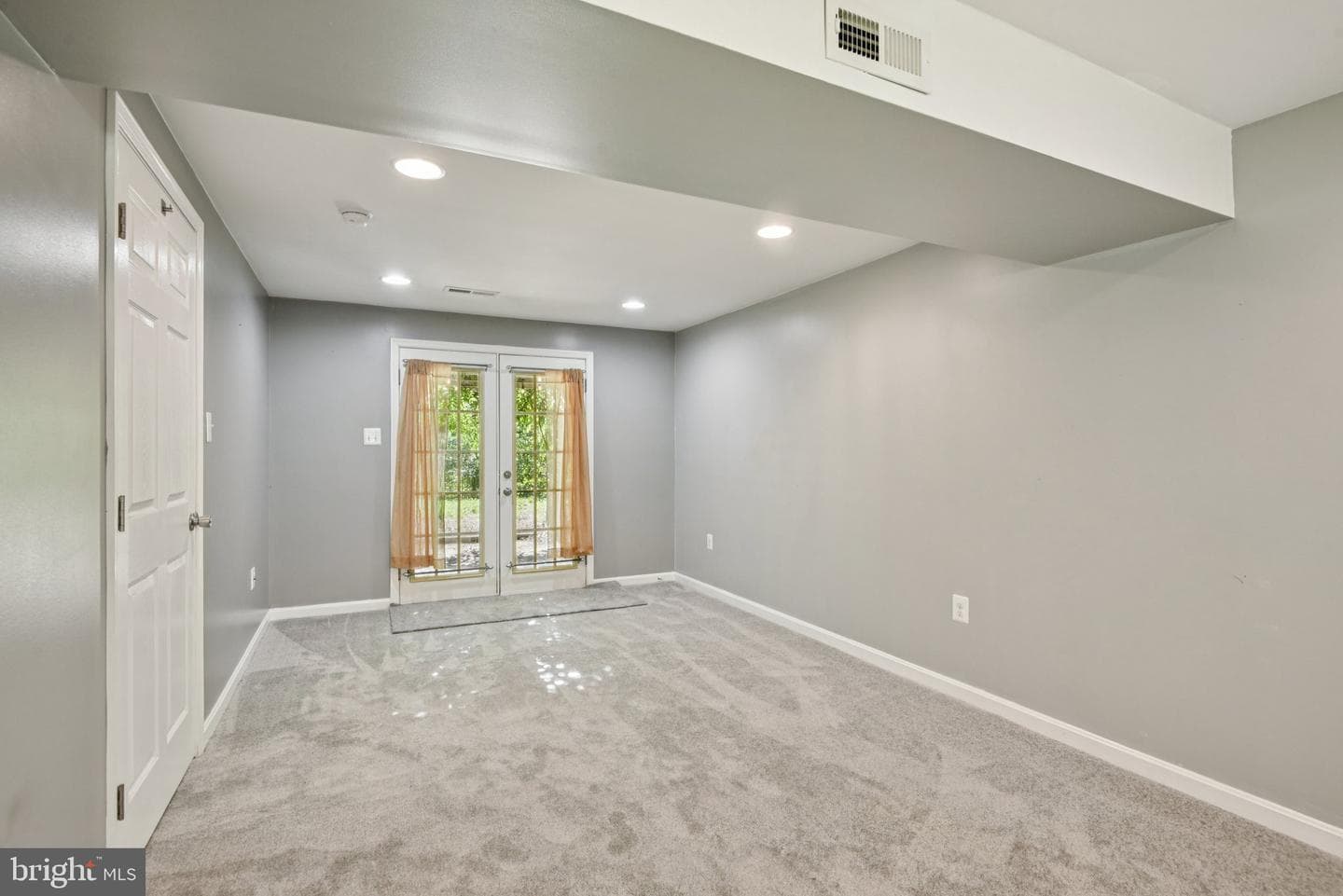 158 Thunderbird Drive photo 29