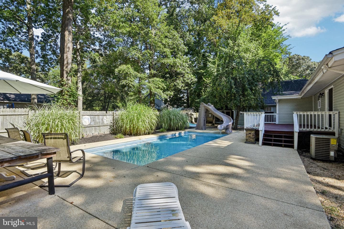 158 Thunderbird Drive photo 36