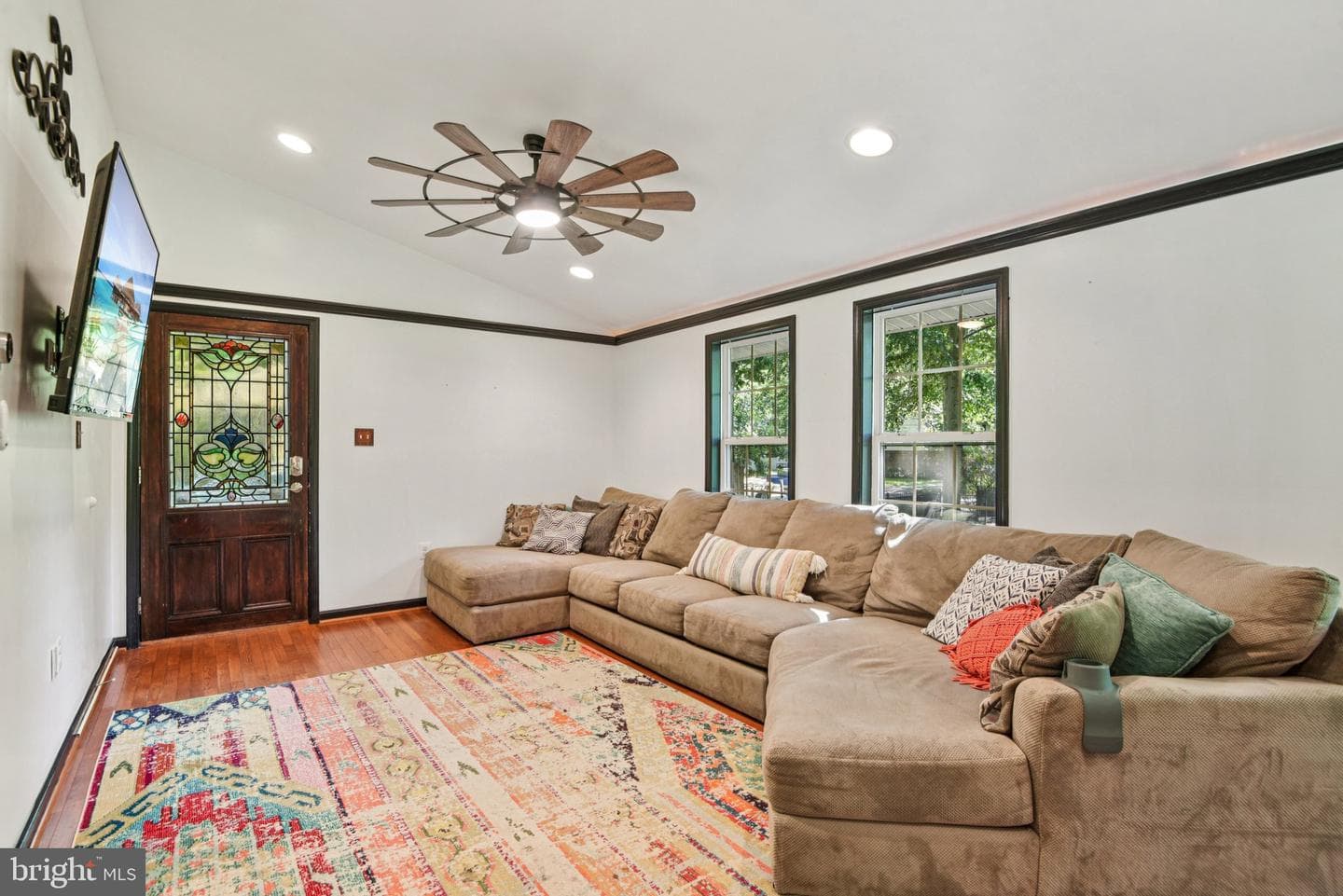 158 Thunderbird Drive photo 6