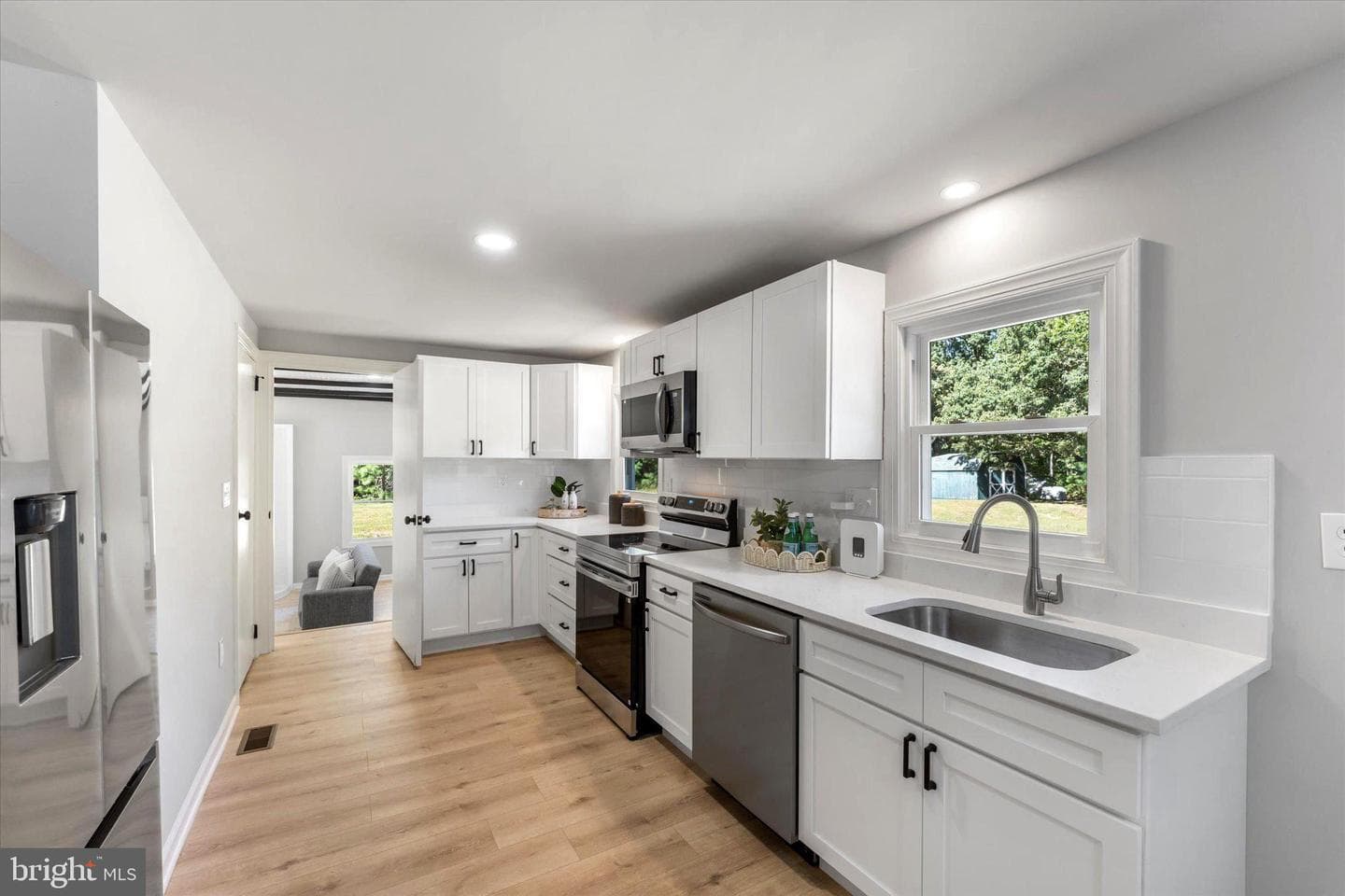 6569 Marshall Road photo 14