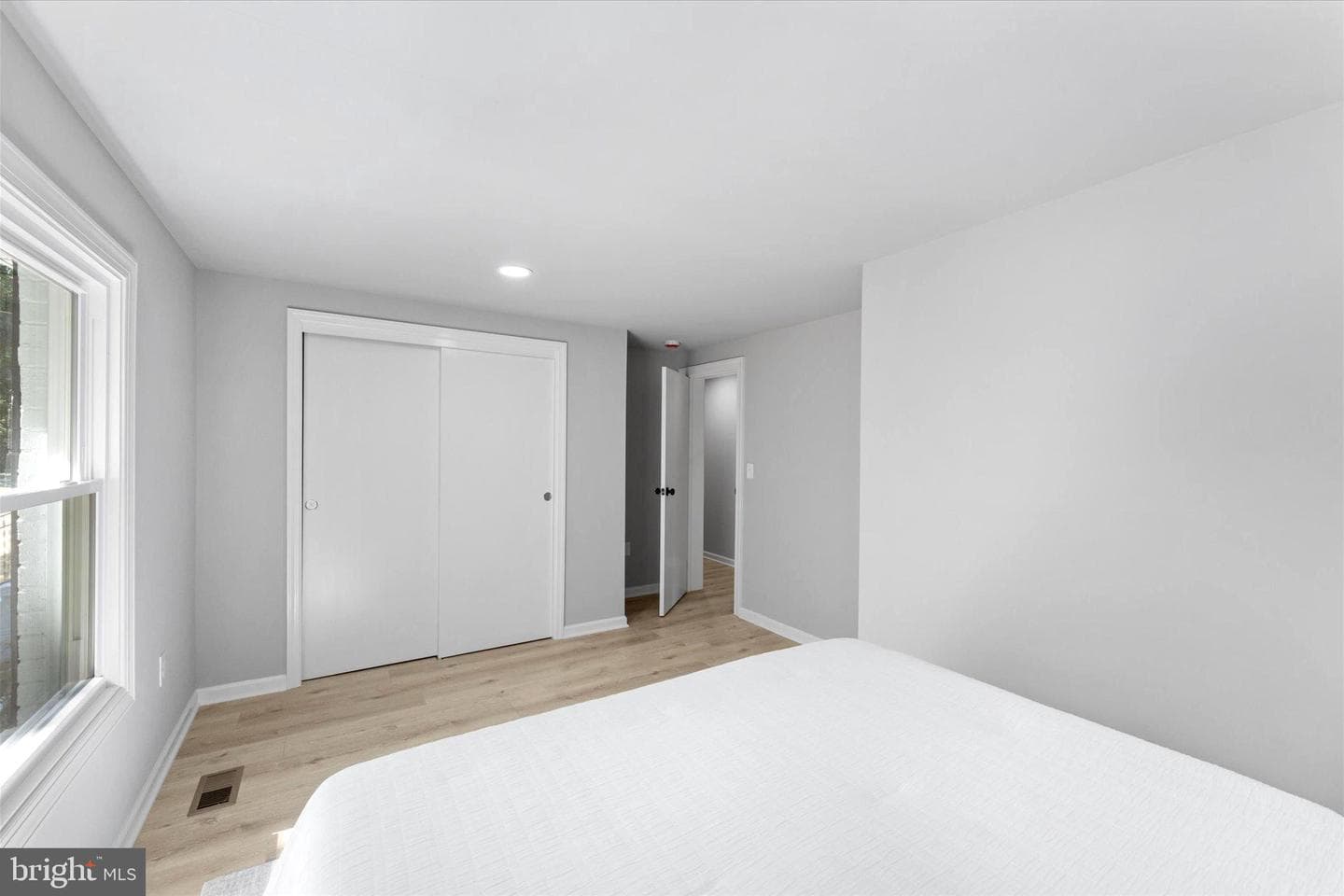 6569 Marshall Road photo 24