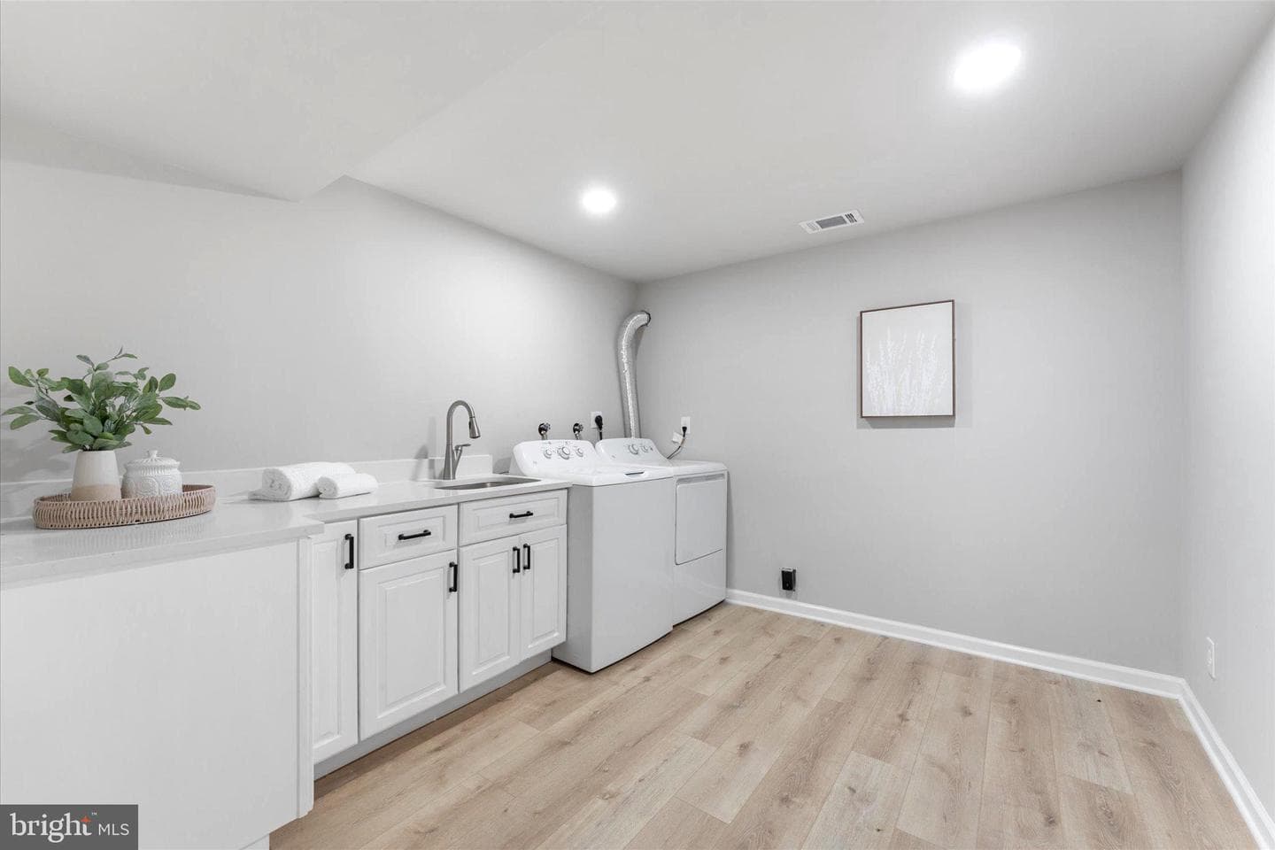 6569 Marshall Road photo 36