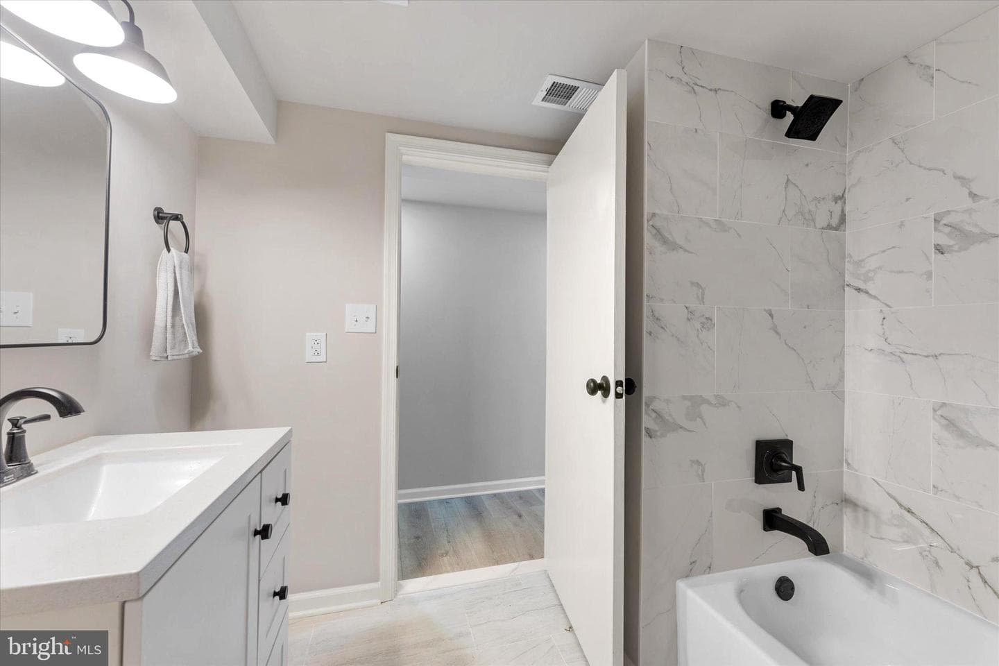 6569 Marshall Road photo 38