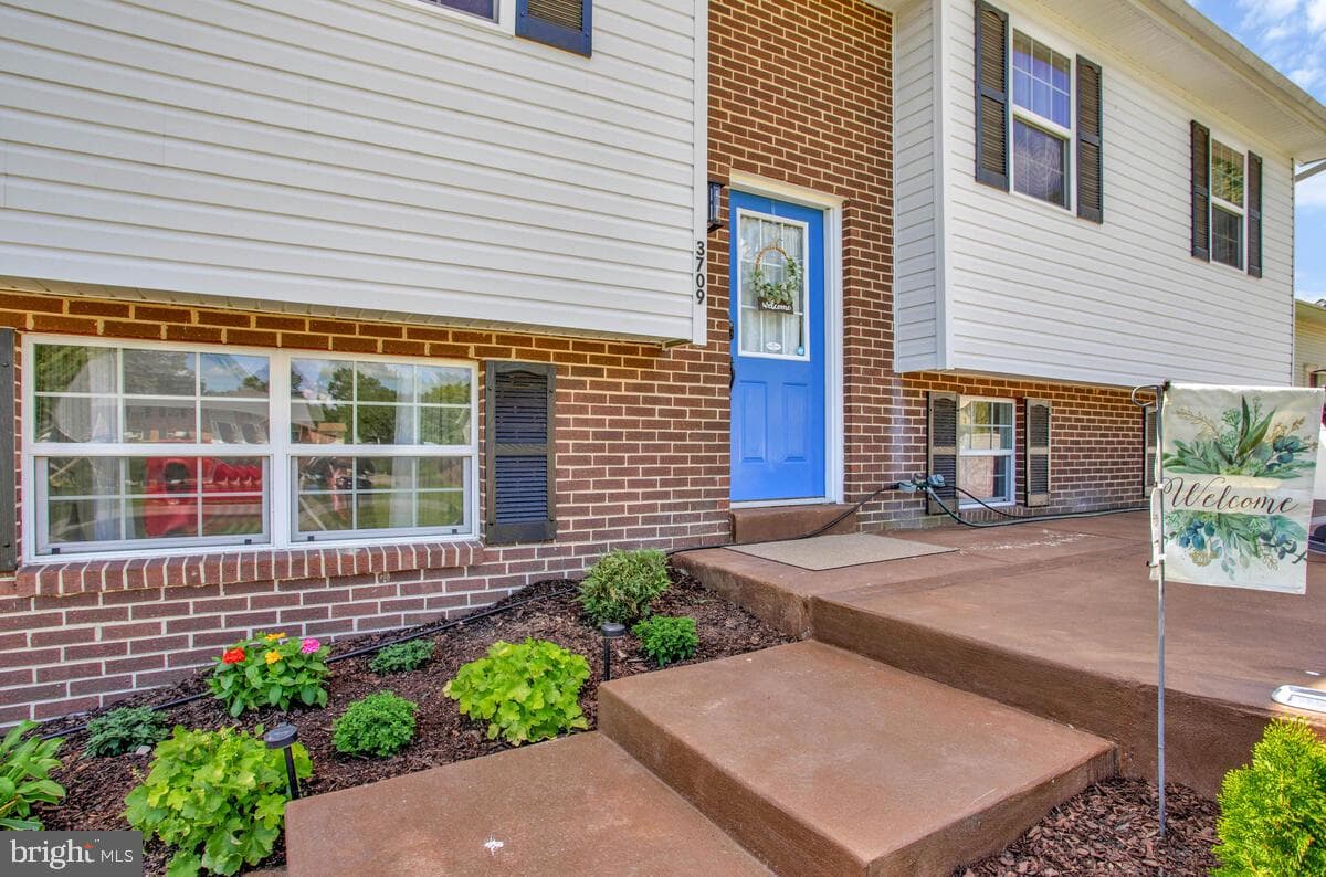 3709 29th Street photo 2
