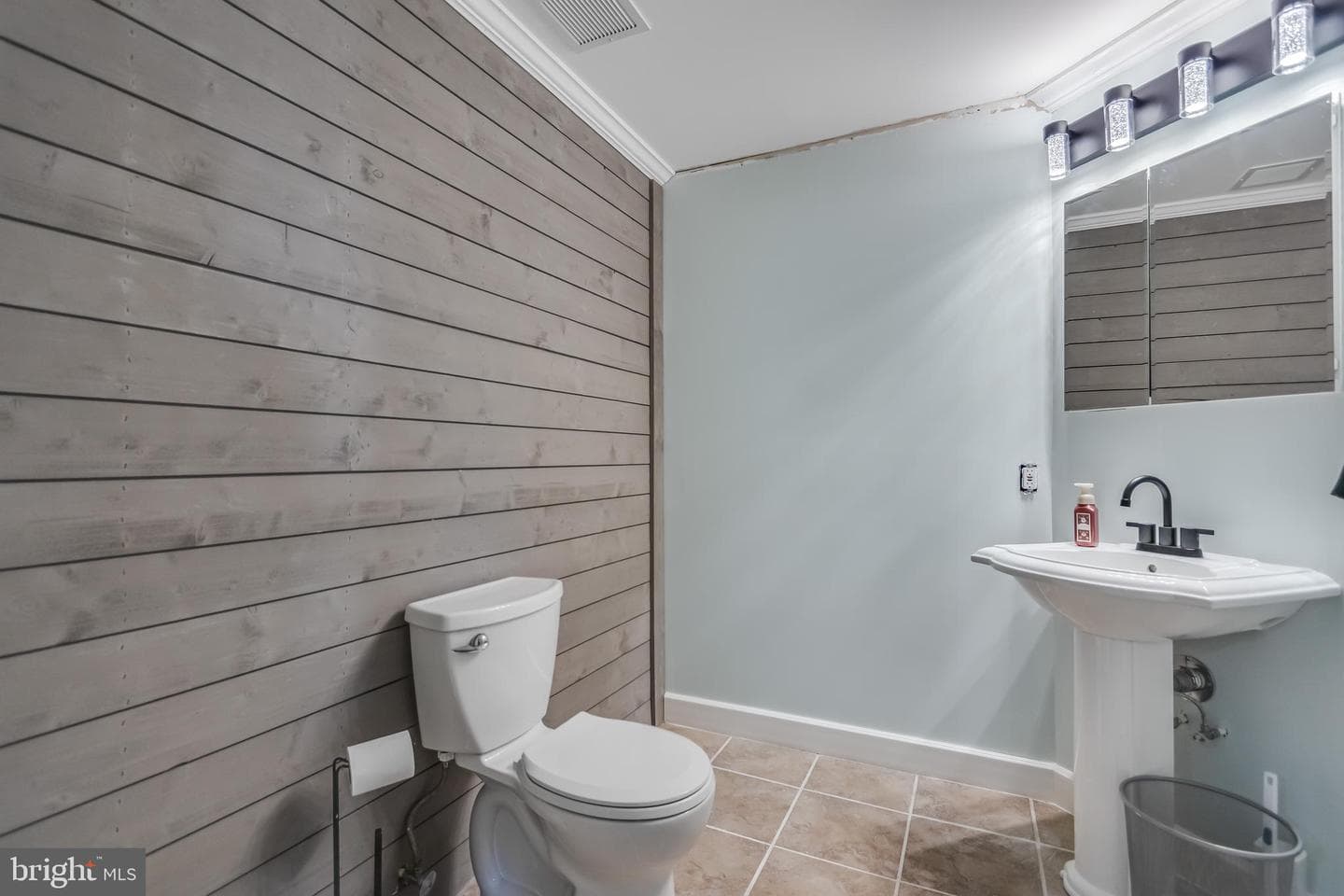 9188 Bear Claw Court photo 38