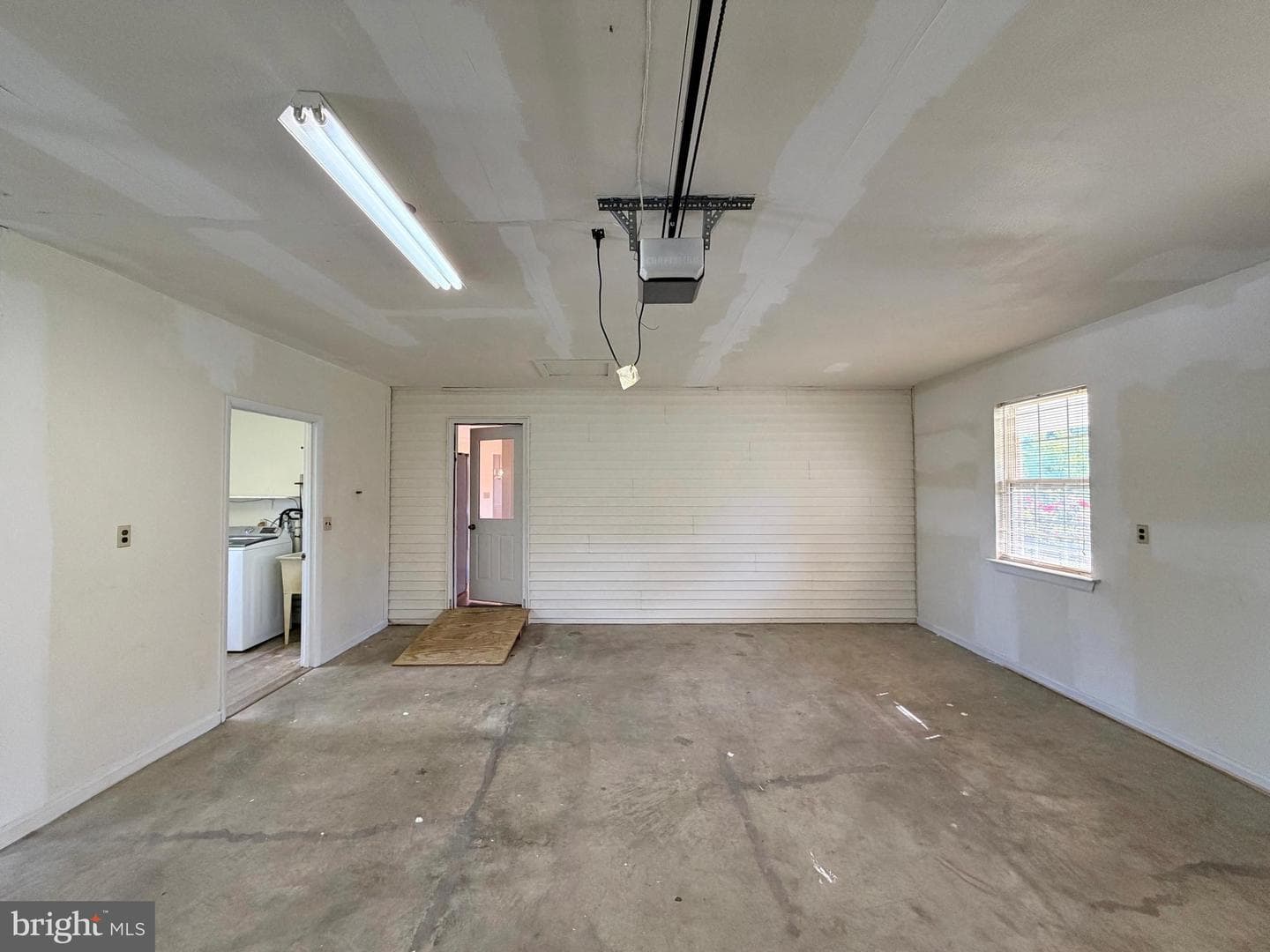 1135 Sheridan Drive photo 10