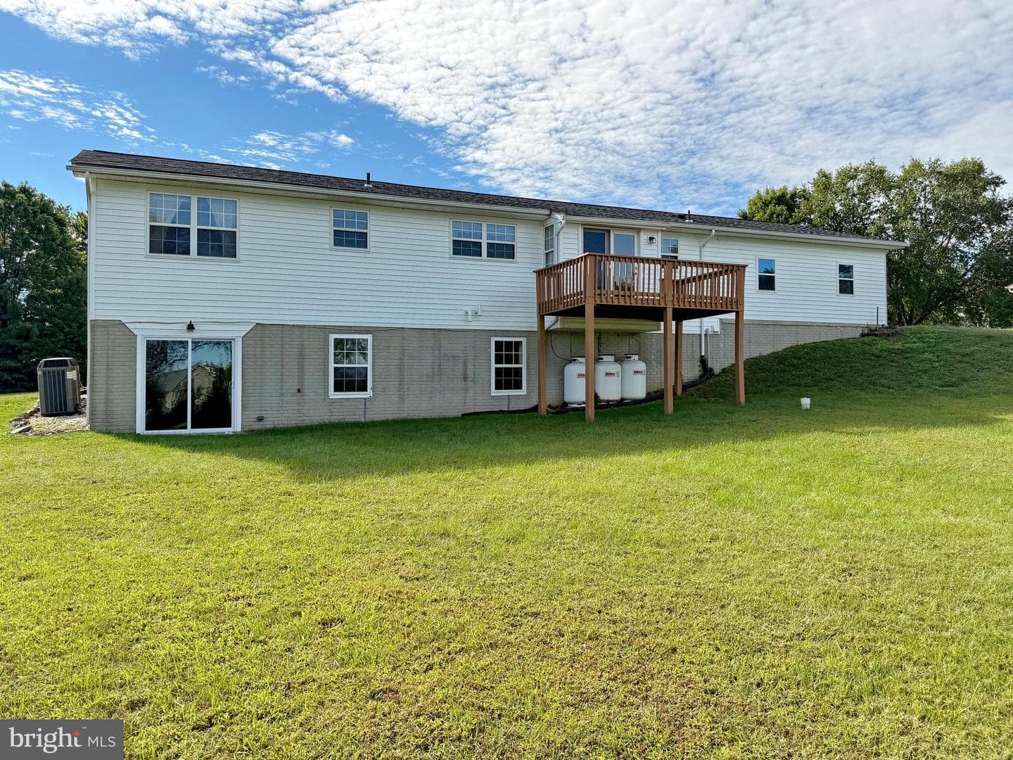 1135 Sheridan Drive photo 13