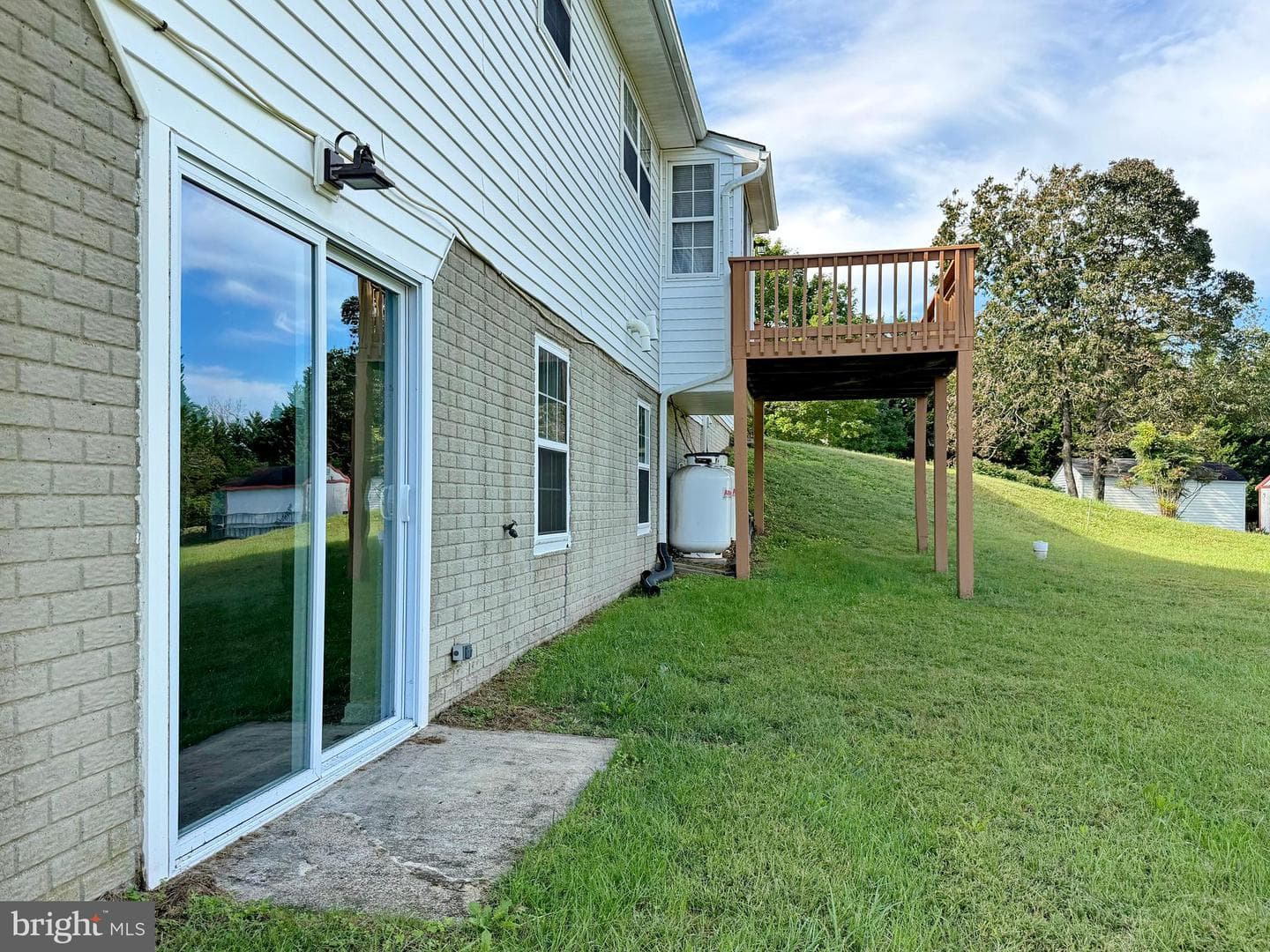 1135 Sheridan Drive photo 16