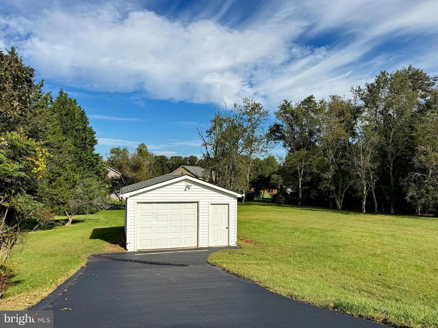 1135 Sheridan Drive photo 18