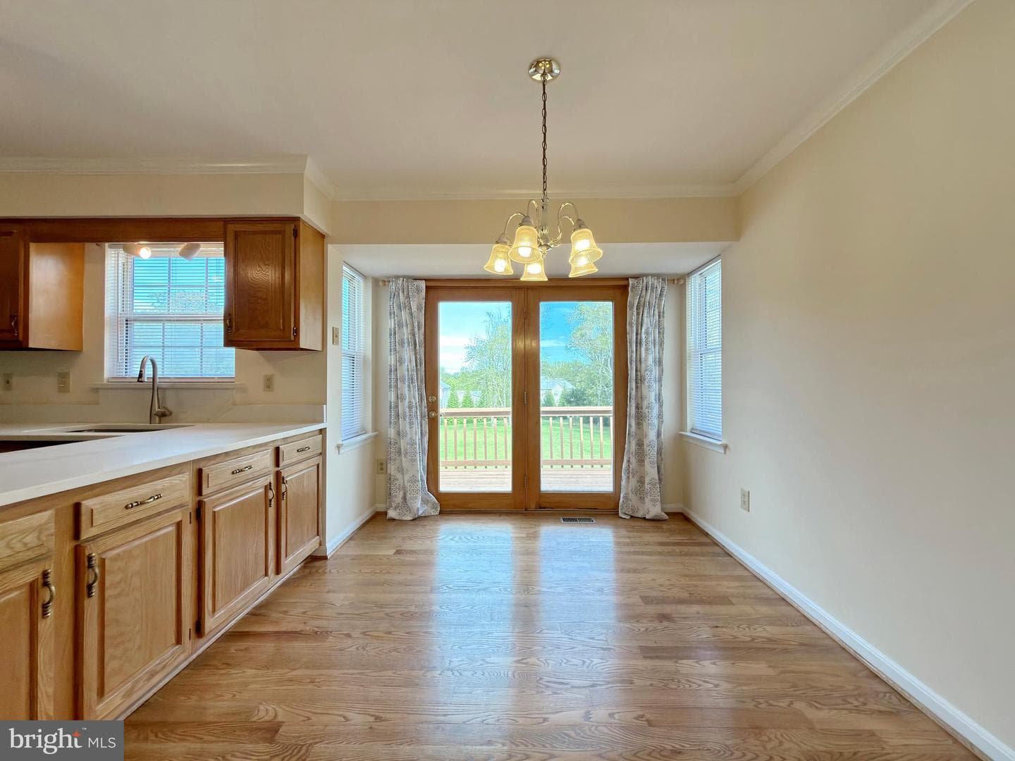 1135 Sheridan Drive photo 30