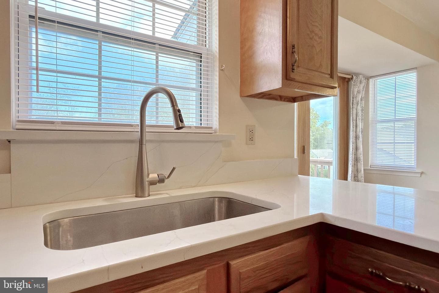 1135 Sheridan Drive photo 36