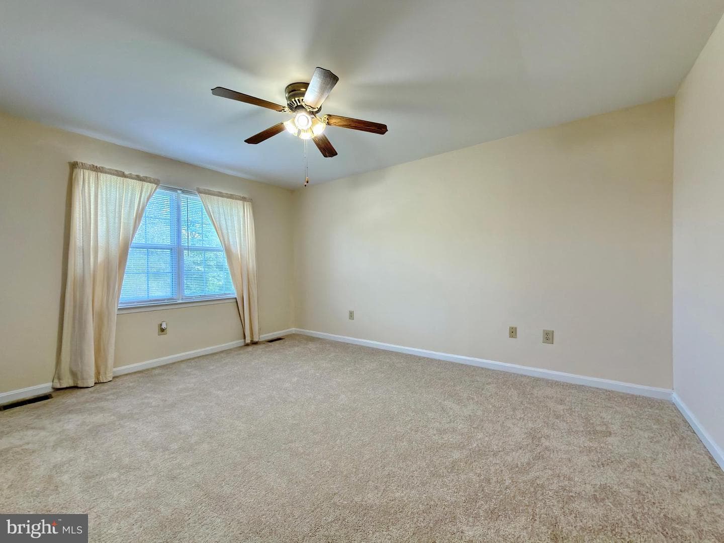 1135 Sheridan Drive photo 44
