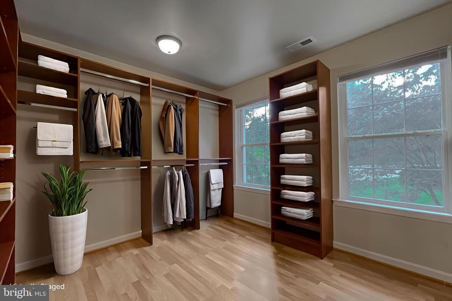 2180 Oliver Drive photo 12