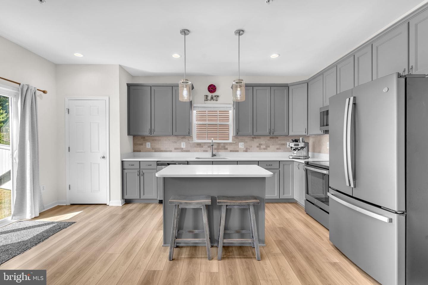 139 Thoroughbred Drive photo 10