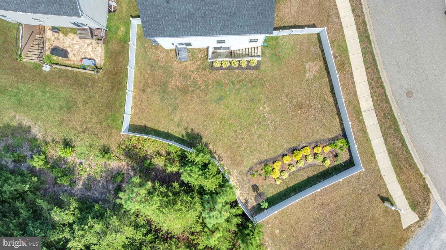 139 Thoroughbred Drive photo 36