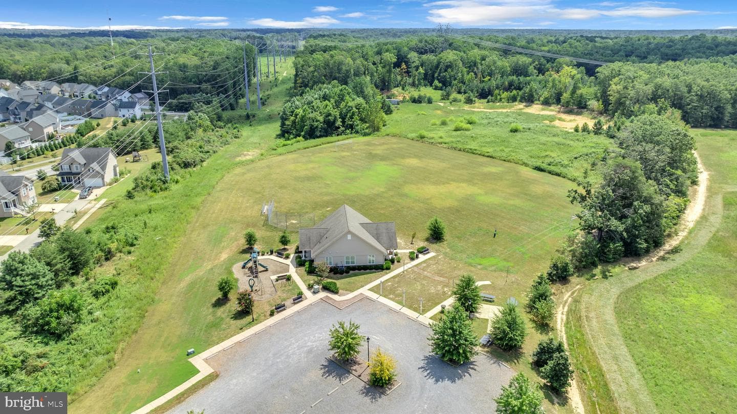 139 Thoroughbred Drive photo 47