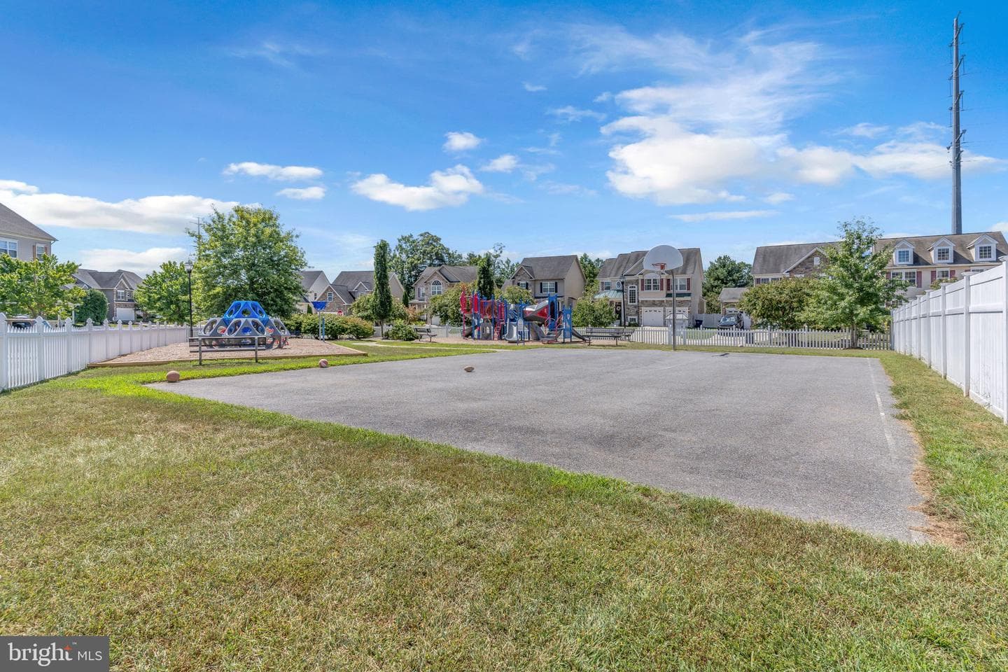139 Thoroughbred Drive photo 52