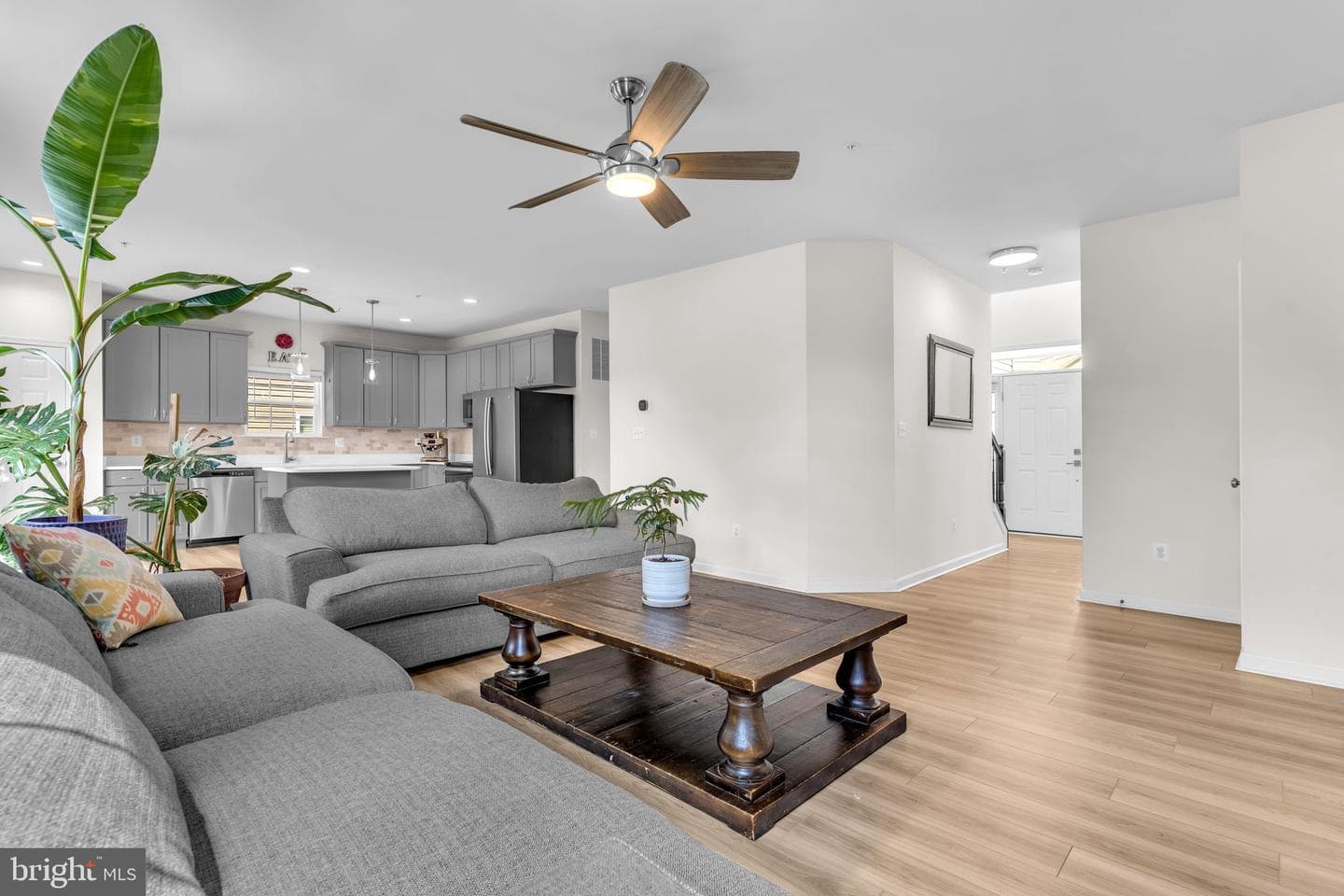 139 Thoroughbred Drive photo 7