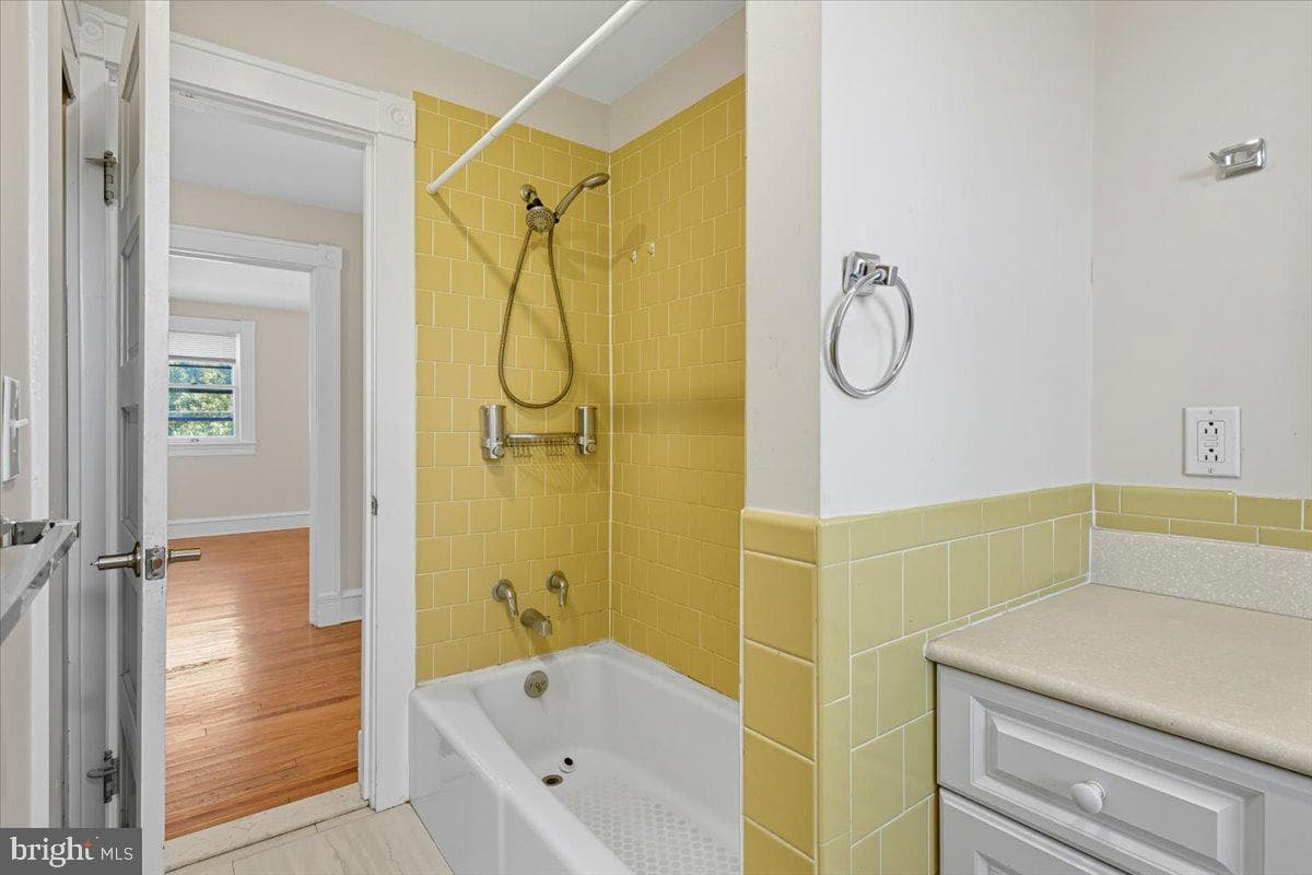 4110 Old Town Road photo 18