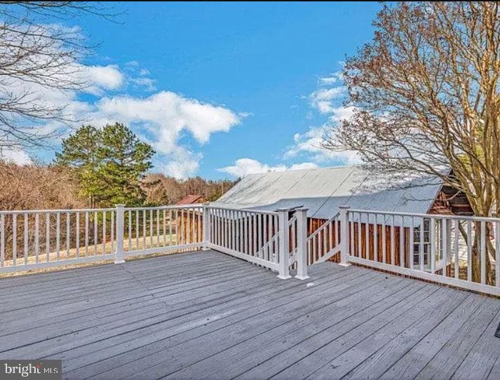 4090 Old Town Road photo 4