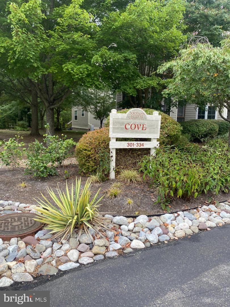 301 Driftwood Lane #301 photo 4