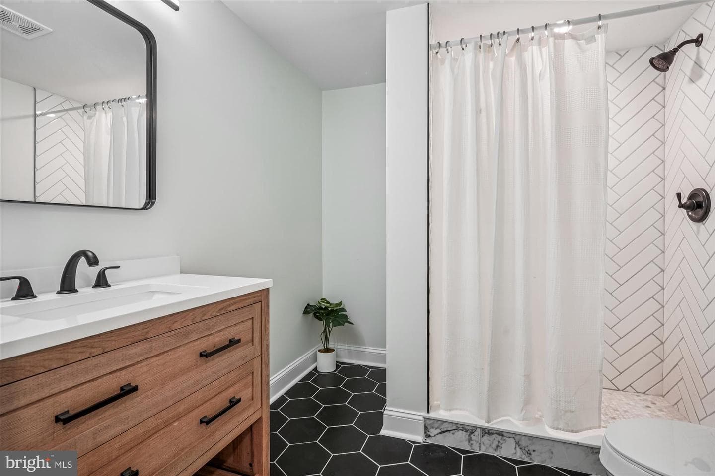 1030 Stephen Reid Drive photo 22