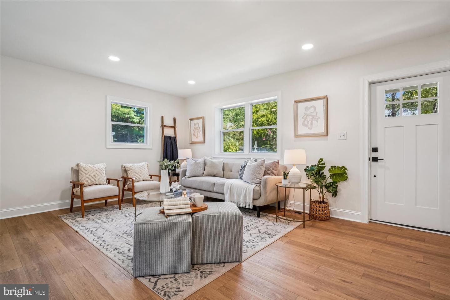 1030 Stephen Reid Drive photo 3