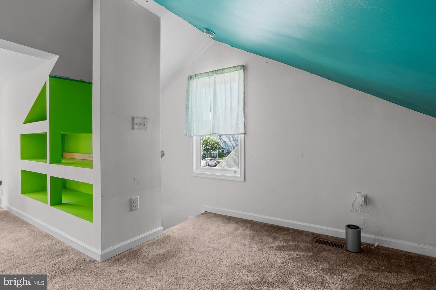 3936 5th Street photo 21