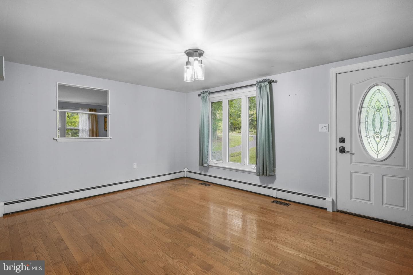 1650 Grays Road photo 10