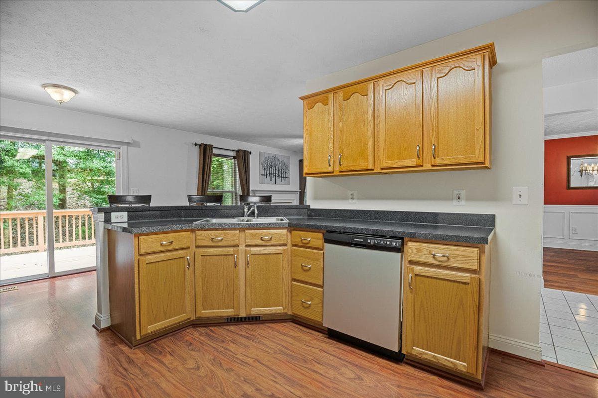 980 Silverton photo 16