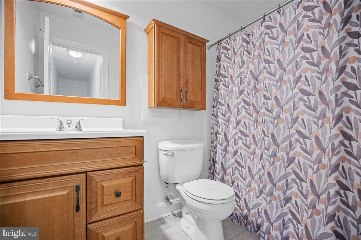 980 Silverton photo 26