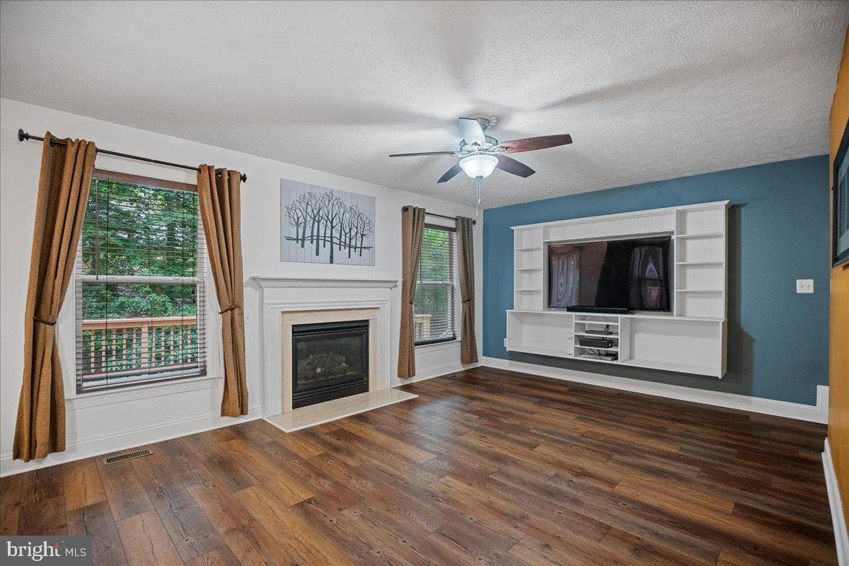 980 Silverton photo 9