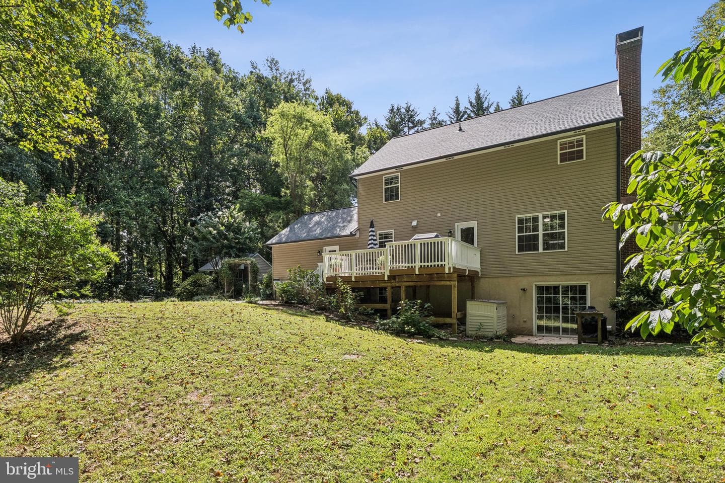 5010 Louise Lane photo 22