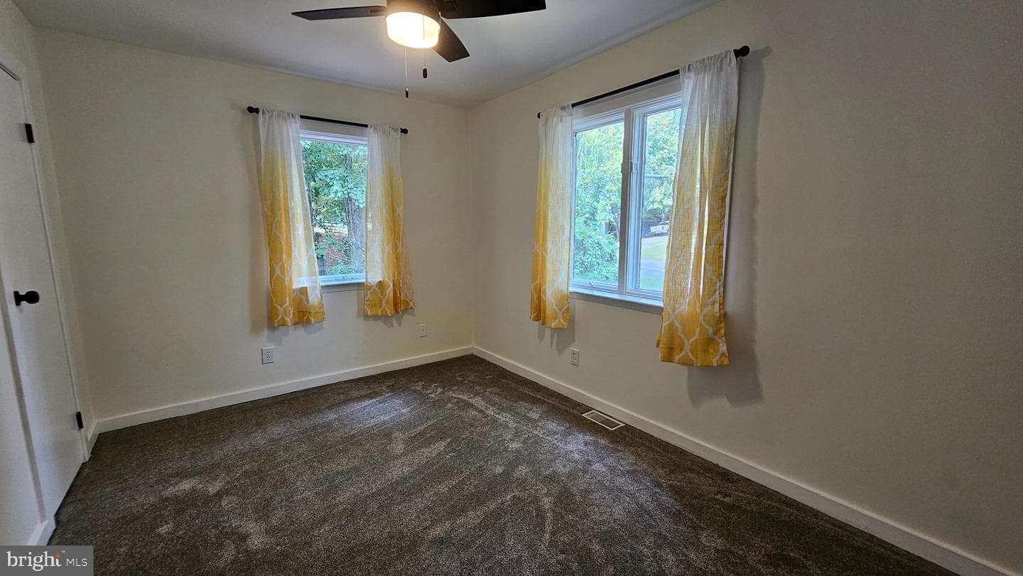 1049 Golden West Way photo 19