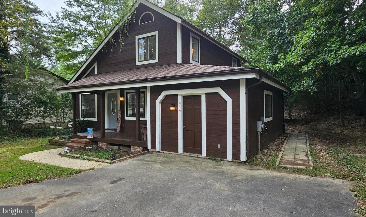 1049 Golden West Way photo 24