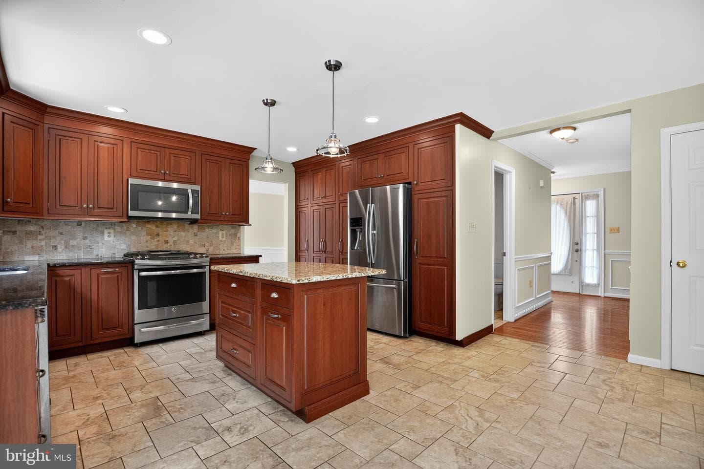 3100 Drawfield Lane photo 6