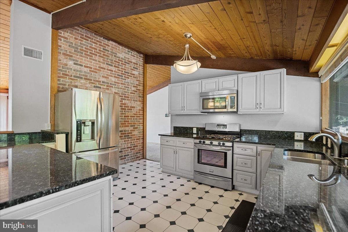 1420 Gregg Drive photo 12