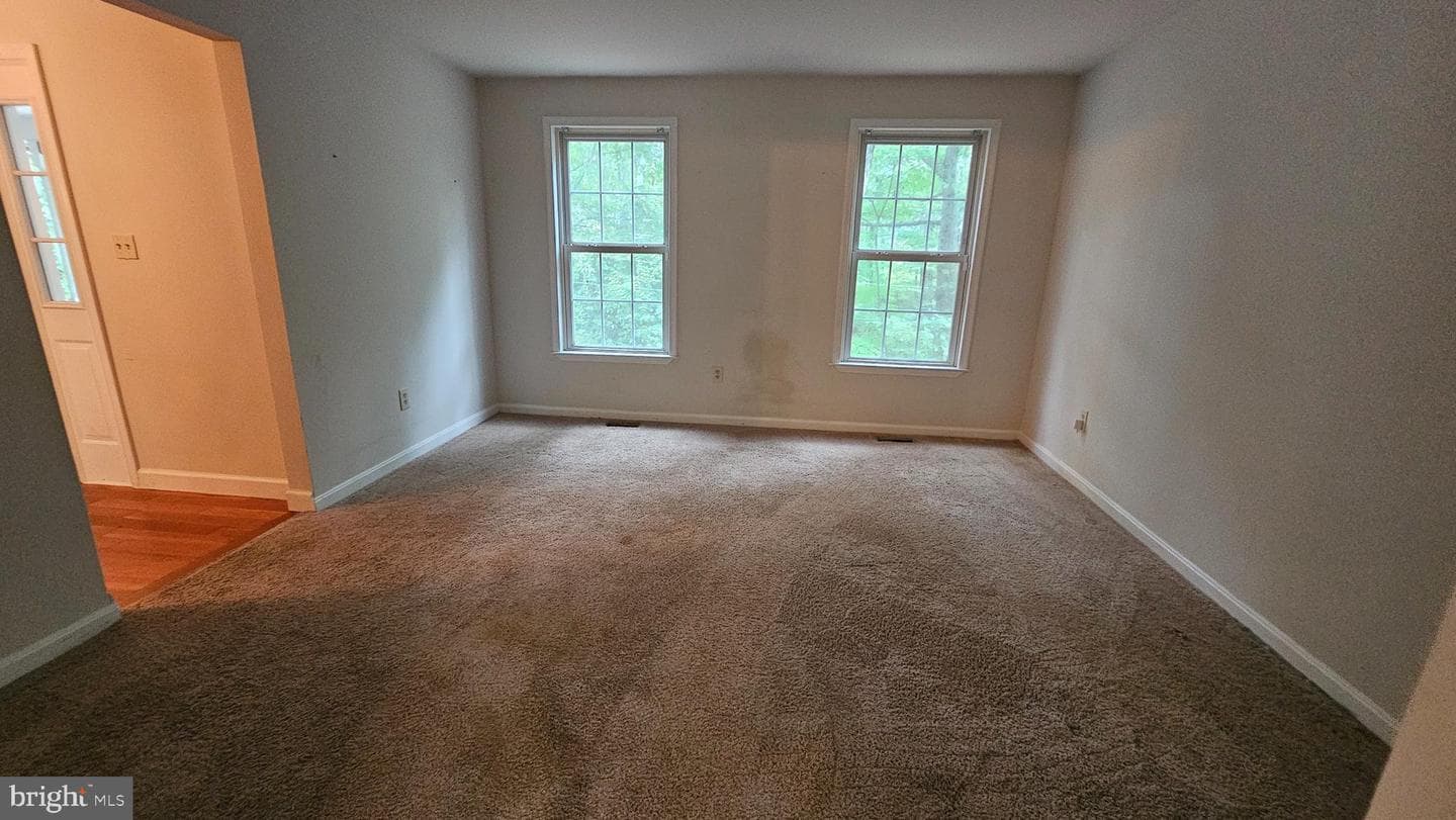 228 Thunderbird Drive photo 12