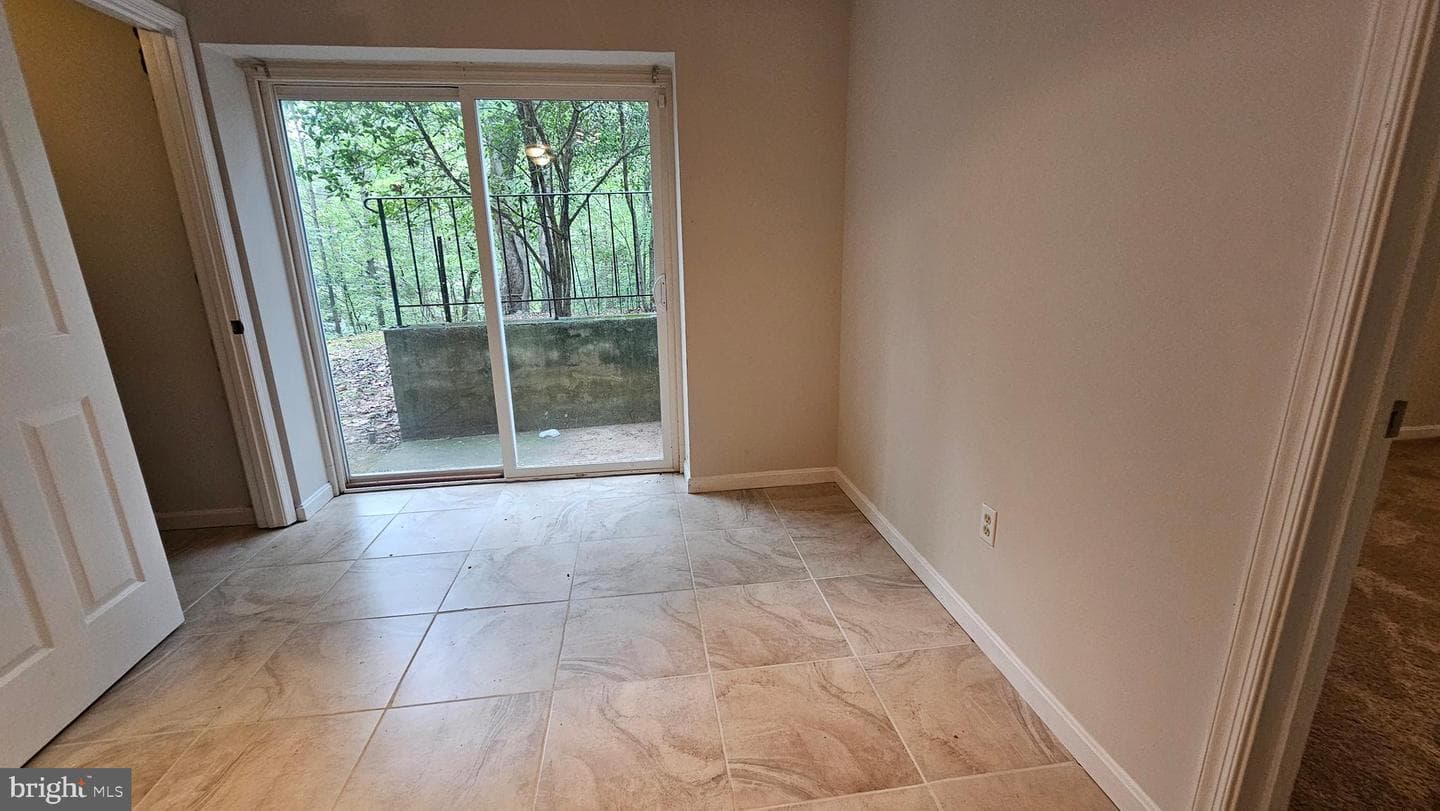 228 Thunderbird Drive photo 34