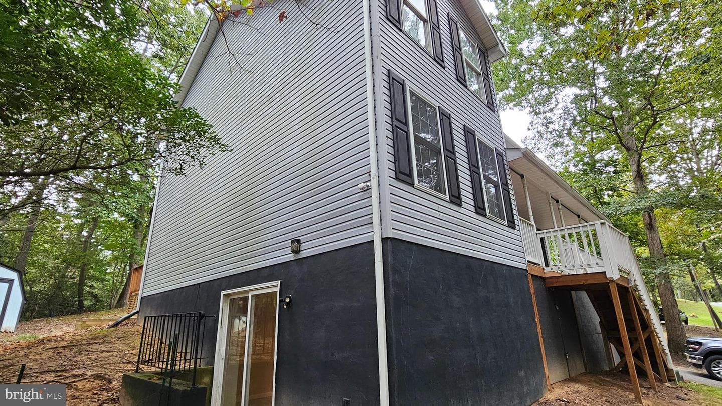 228 Thunderbird Drive photo 37