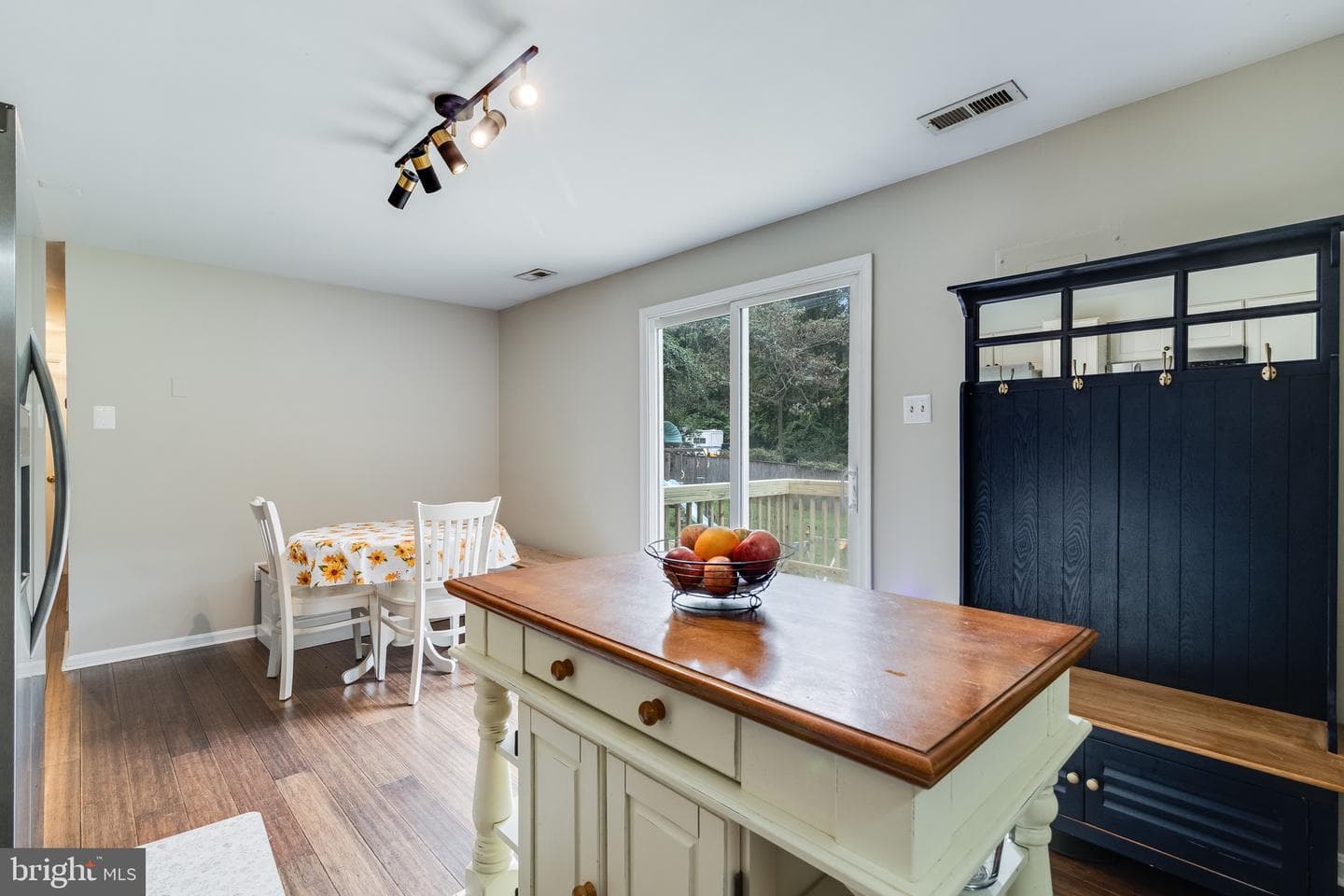 3806 Cassell Boulevard photo 11