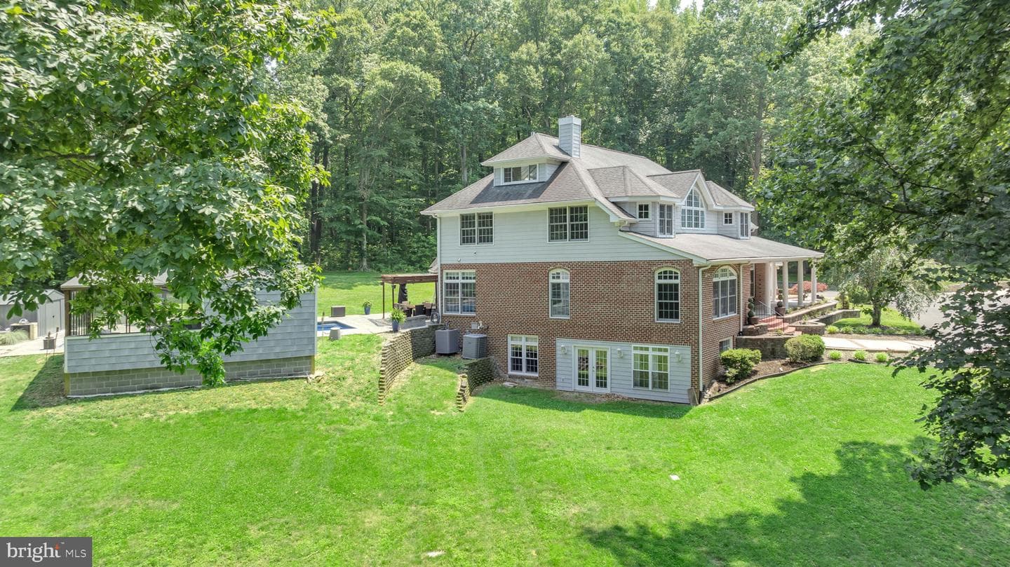 2850 Dunleigh Drive photo 80