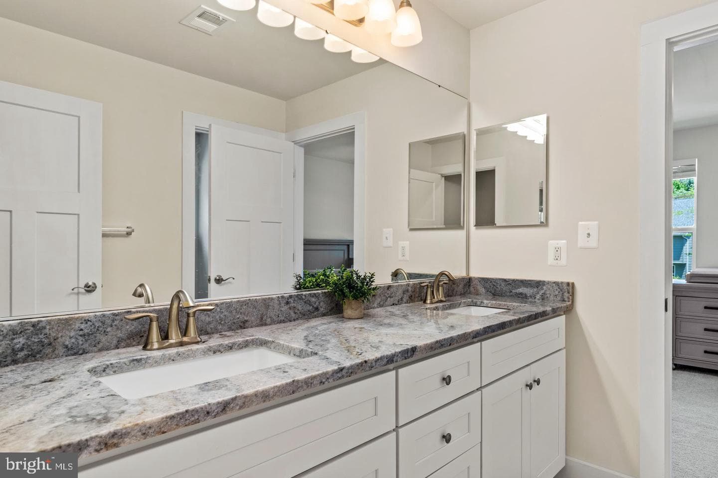 890 Alameda Drive photo 50