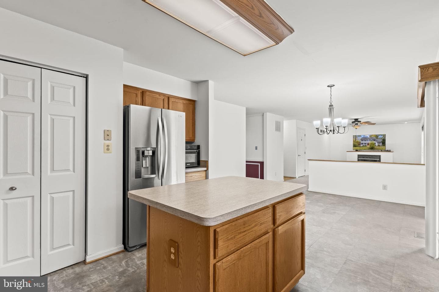 1425 Abbey Lane photo 13