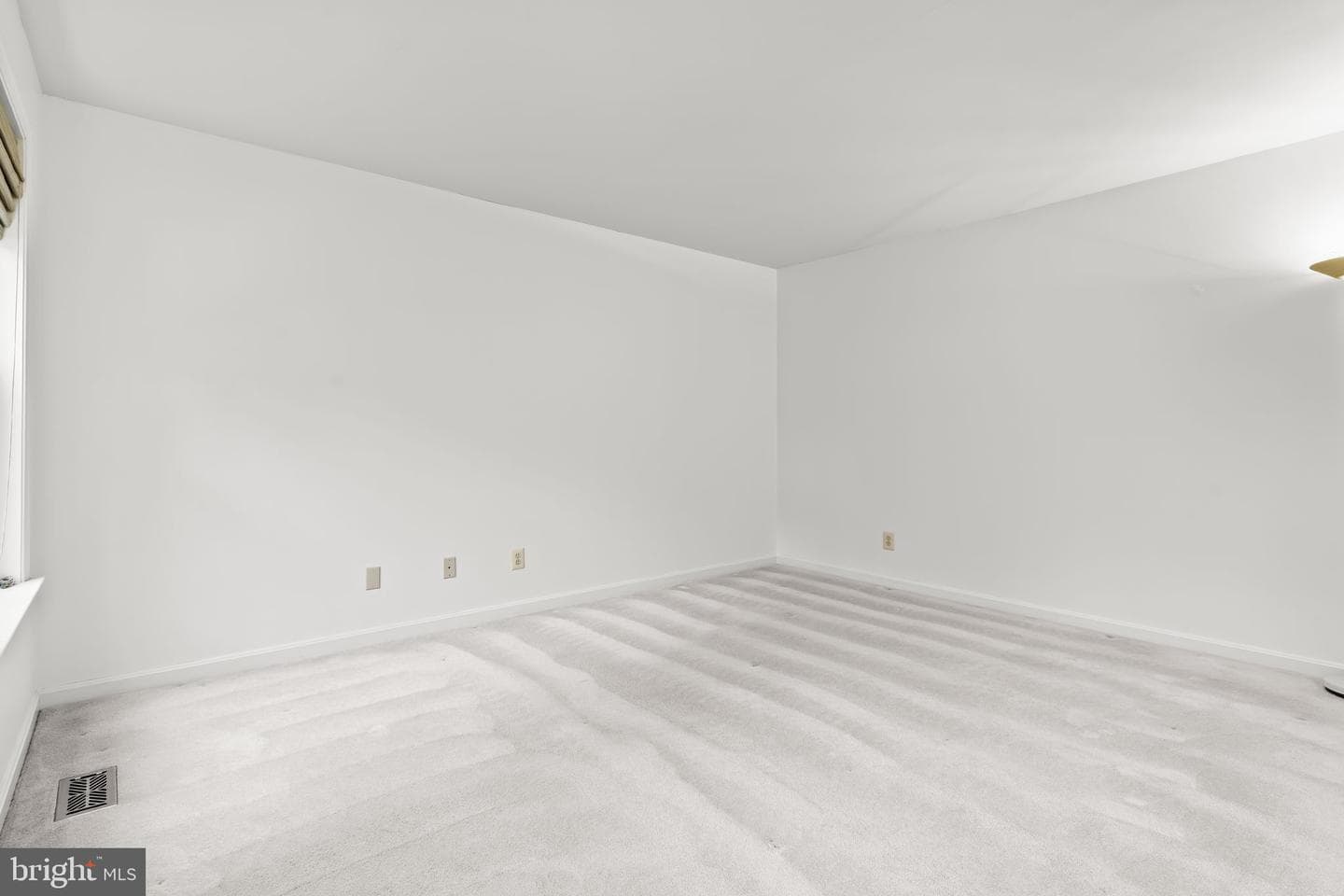 1425 Abbey Lane photo 18